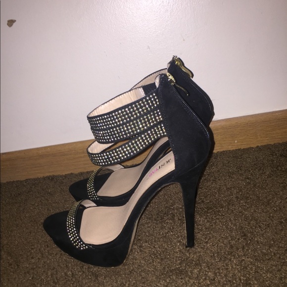 JustFab Studded High Heels - Picture 5 of 5